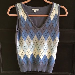 New York & Company blue sweater pull over vest